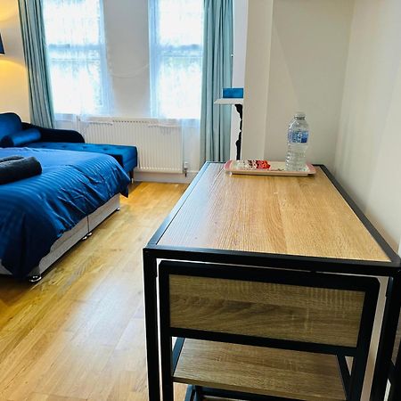 Stunning One Bedroom Studio Flat لندن المظهر الخارجي الصورة